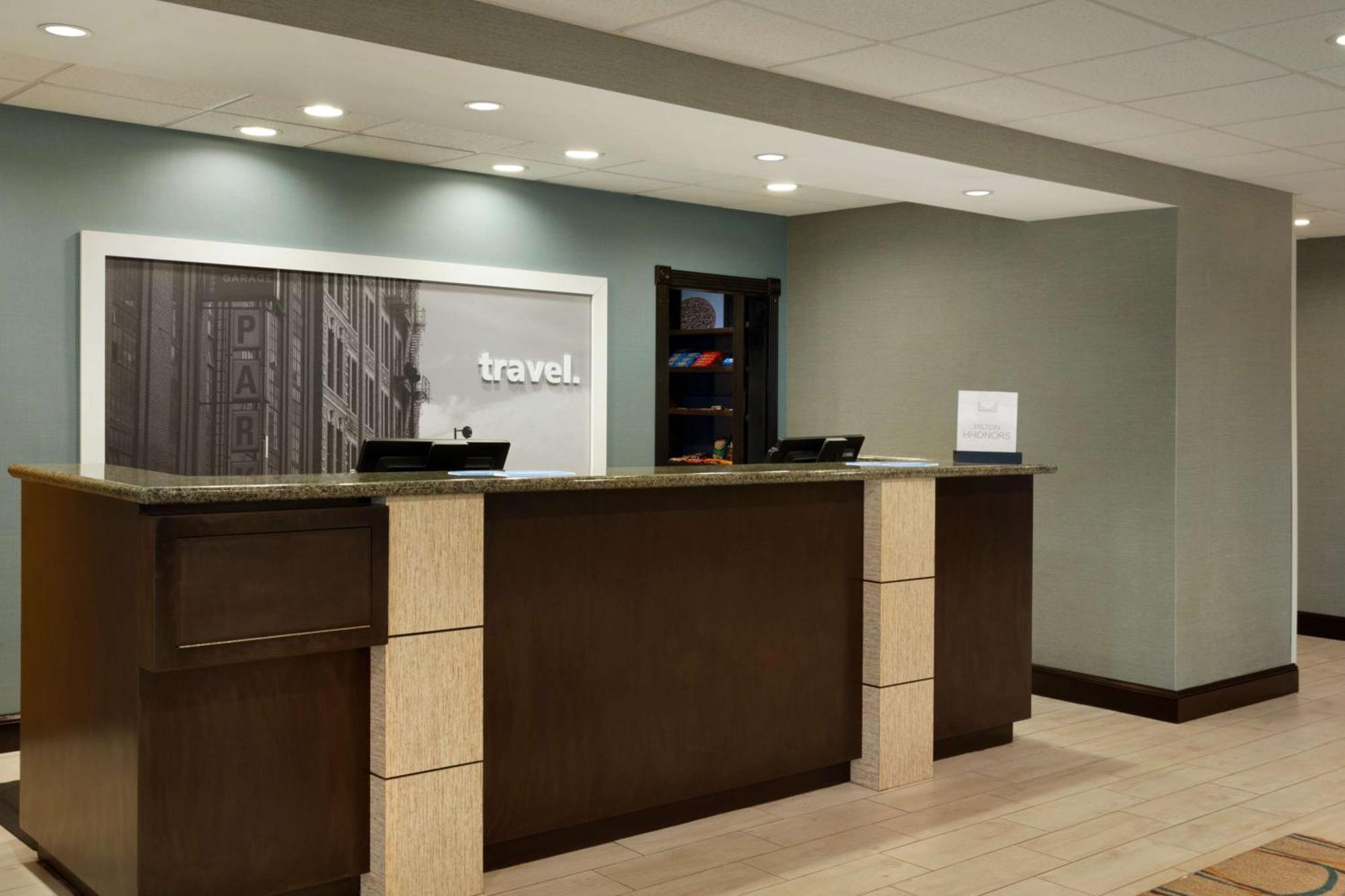 Hampton Inn & Suites Birmingham Airport Area Irondale Exterior foto