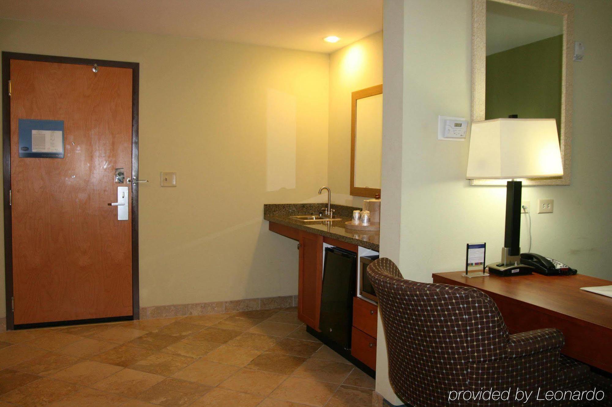 Hampton Inn & Suites Birmingham Airport Area Irondale Quarto foto